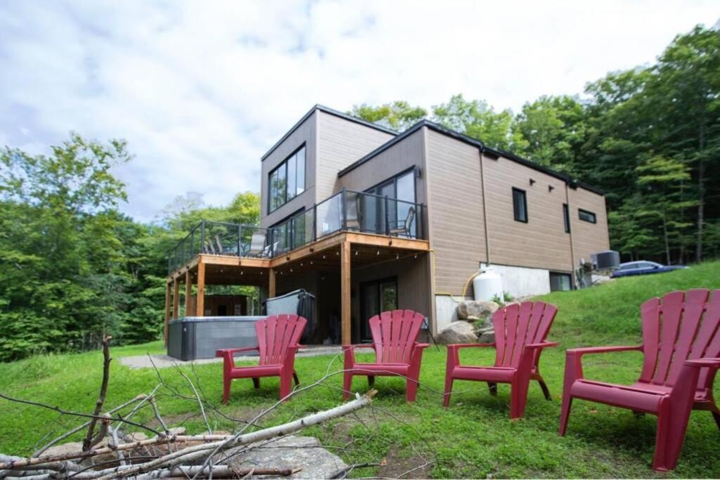 Вилла Chalet Serenity - Mont Tremblant Ski - Spa Sauna Wifi Tv Privet Chic Modern House Ла-Консепсьон Экстерьер фото