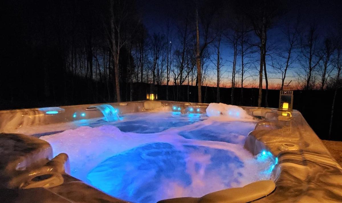 Вилла Chalet Serenity - Mont Tremblant Ski - Spa Sauna Wifi Tv Privet Chic Modern House Ла-Консепсьон Экстерьер фото